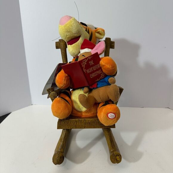 Disney Tigger and Roo “The Night Before Christmas” Read Aloud Toy - Picture 2 of 16